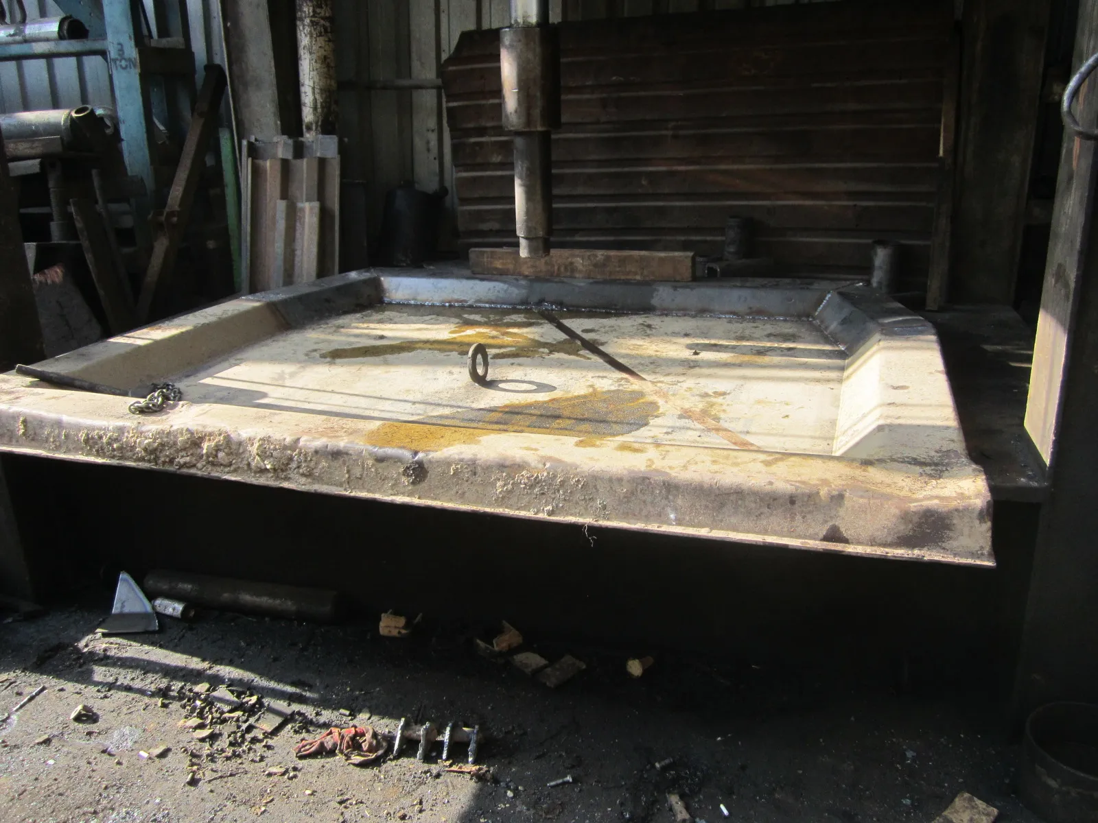 Damper Kapak Preste Düzeltme