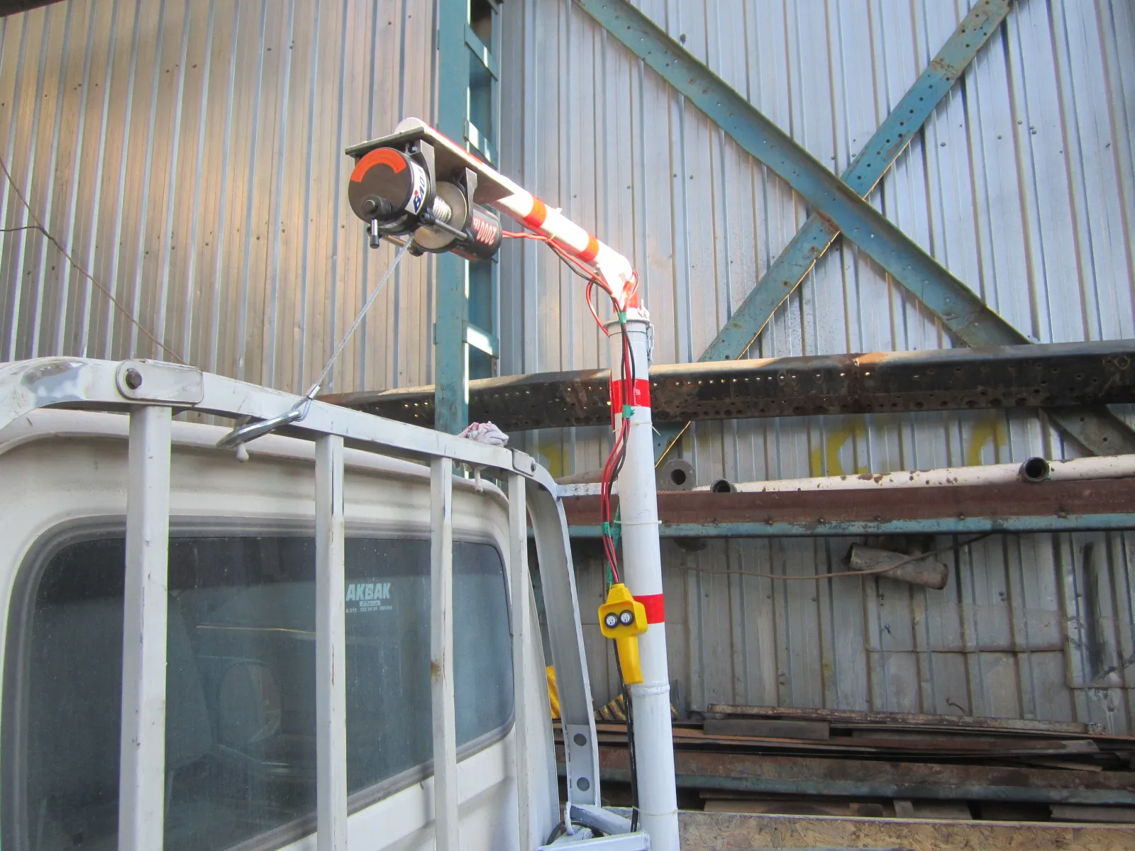 Kamyonet Kasa İçi Vinç